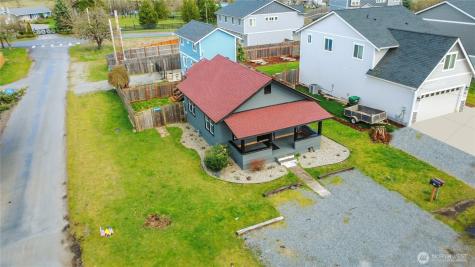 302 Van Trump Avenue NE Yelm WA 98597