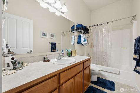 17705 92nd Avenue East Puyallup WA 98375