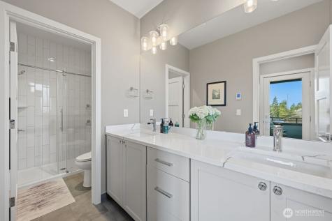 229 NE 185th Street Shoreline WA 98155