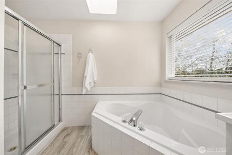 23018 SE 247th Court Maple Valley WA 98038