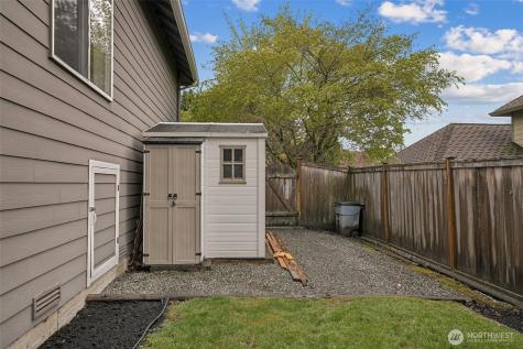 23018 SE 247th Court Maple Valley WA 98038