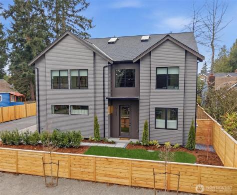 10733 17th Avenue NE Seattle WA 98125