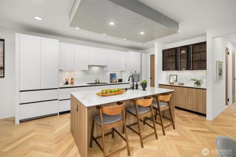 10733 17th Avenue NE Seattle WA 98125