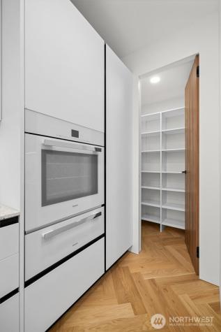 10733 17th Avenue NE Seattle WA 98125