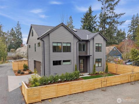 10733 17th Avenue NE Seattle WA 98125