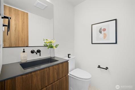 10733 17th Avenue NE Seattle WA 98125