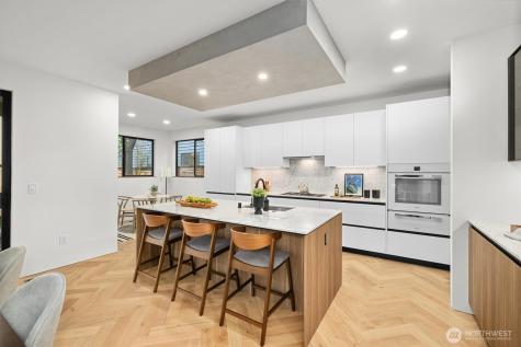 10733 17th Avenue NE Seattle WA 98125