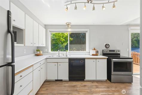 14602 55th Avenue NE Marysville WA 98271