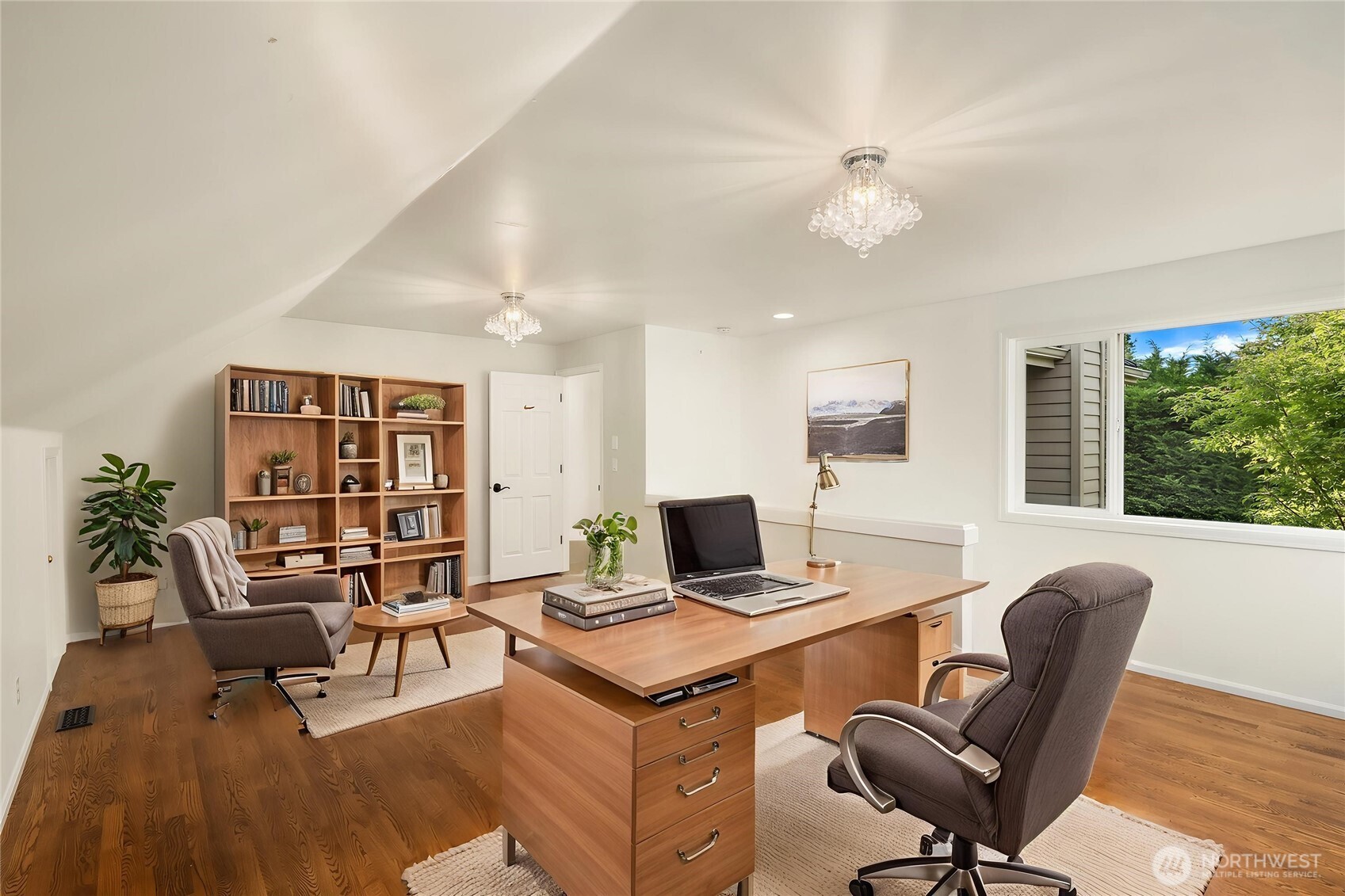 2215 271st Court SE Sammamish WA 98075
