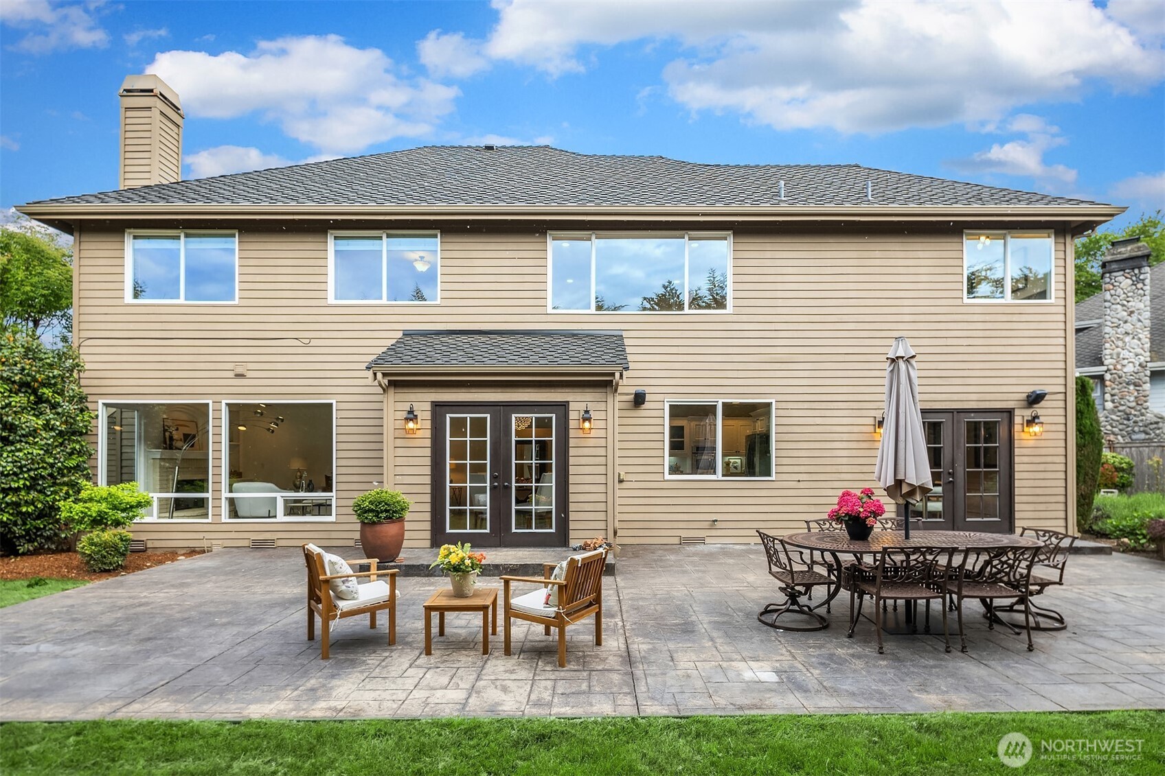 2215 271st Court SE Sammamish WA 98075