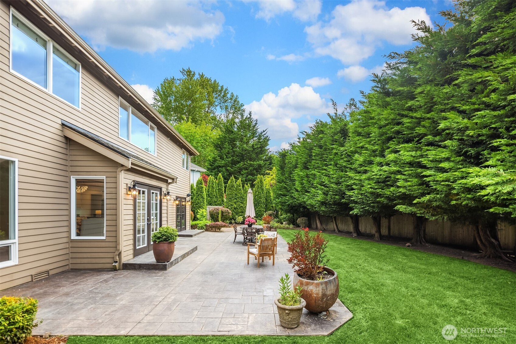 2215 271st Court SE Sammamish WA 98075