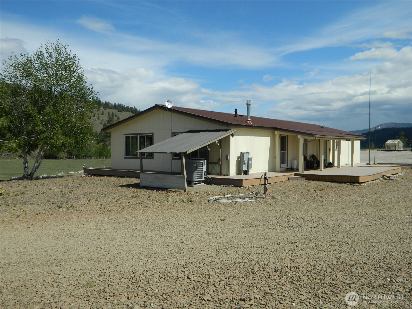 29 Duck Flats Road Tonasket WA 98855