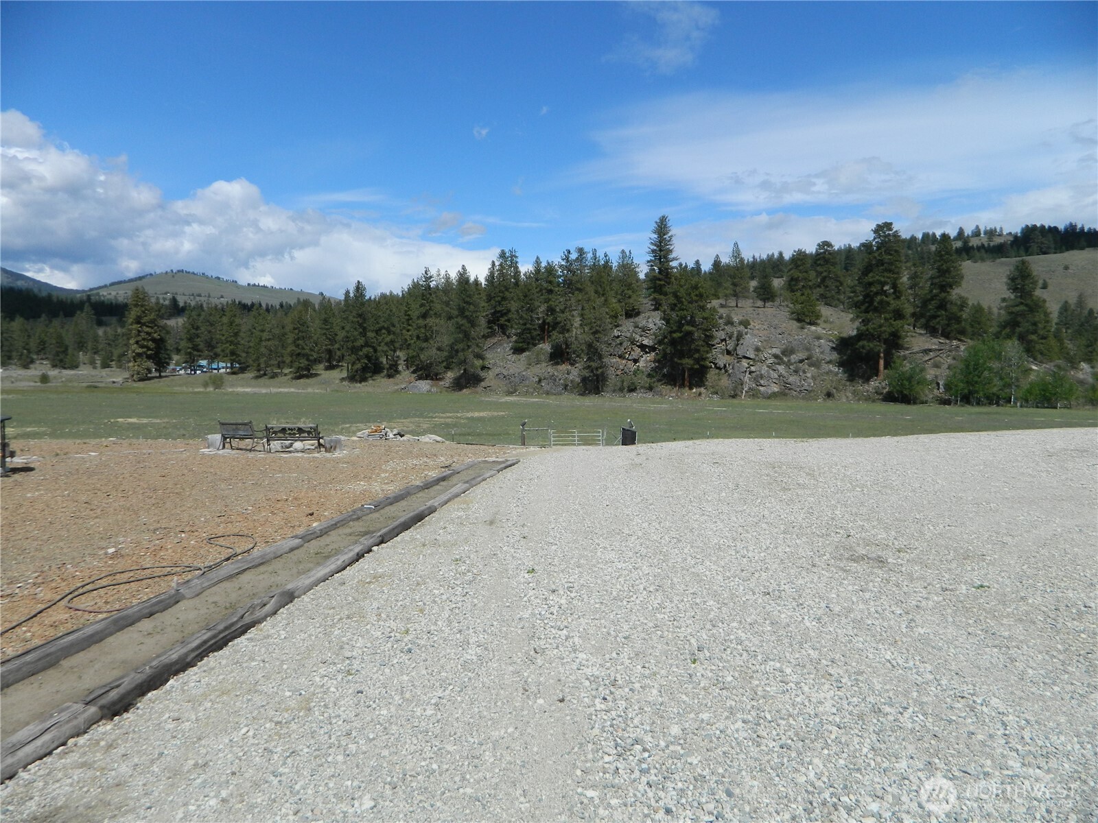29 Duck Flats Road Tonasket WA 98855