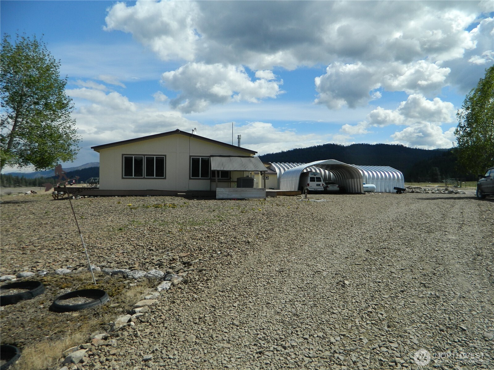 29 Duck Flats Road Tonasket WA 98855