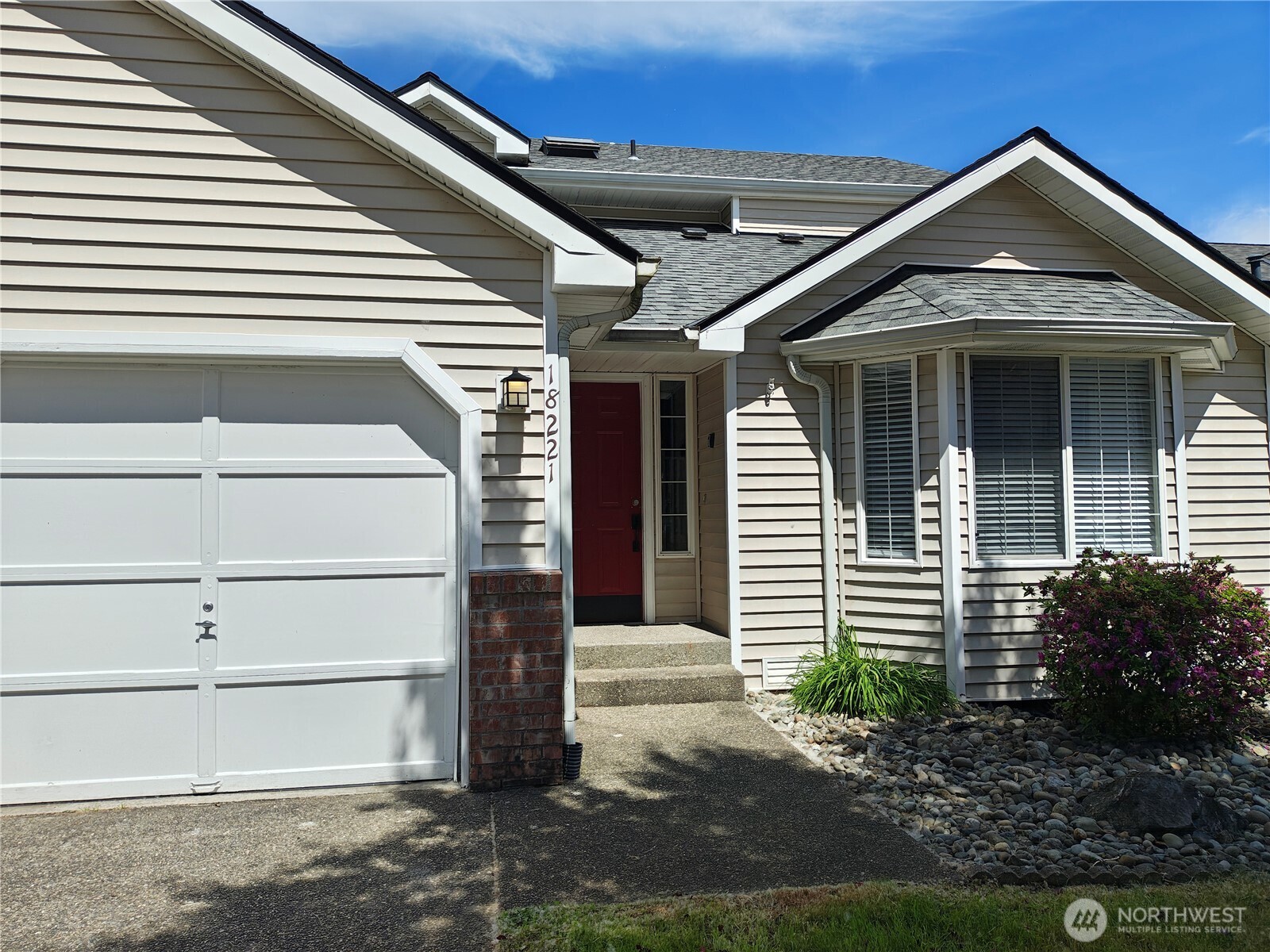 18221 SE 260th Place Covington WA 98042