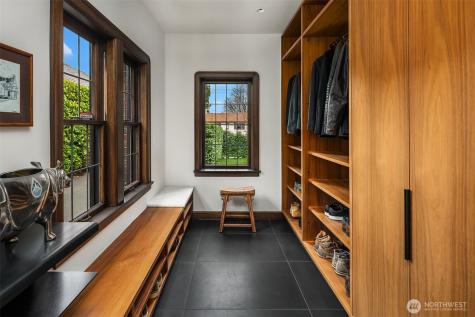 1626 Federal Avenue E Seattle WA 98102