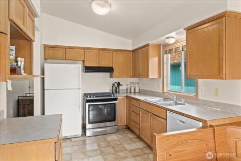 7713 63rd Street NE Marysville WA 98270