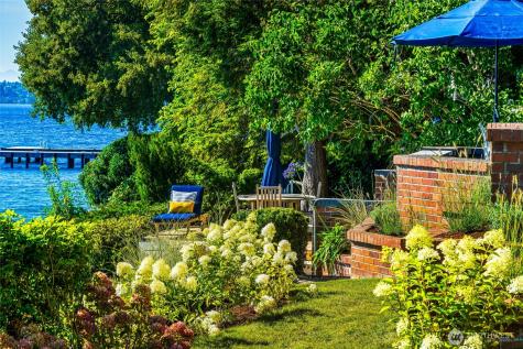 18 Holly Lane Mercer Island WA 98040