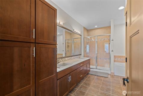 1024 Columbia Point Entiat WA 98822