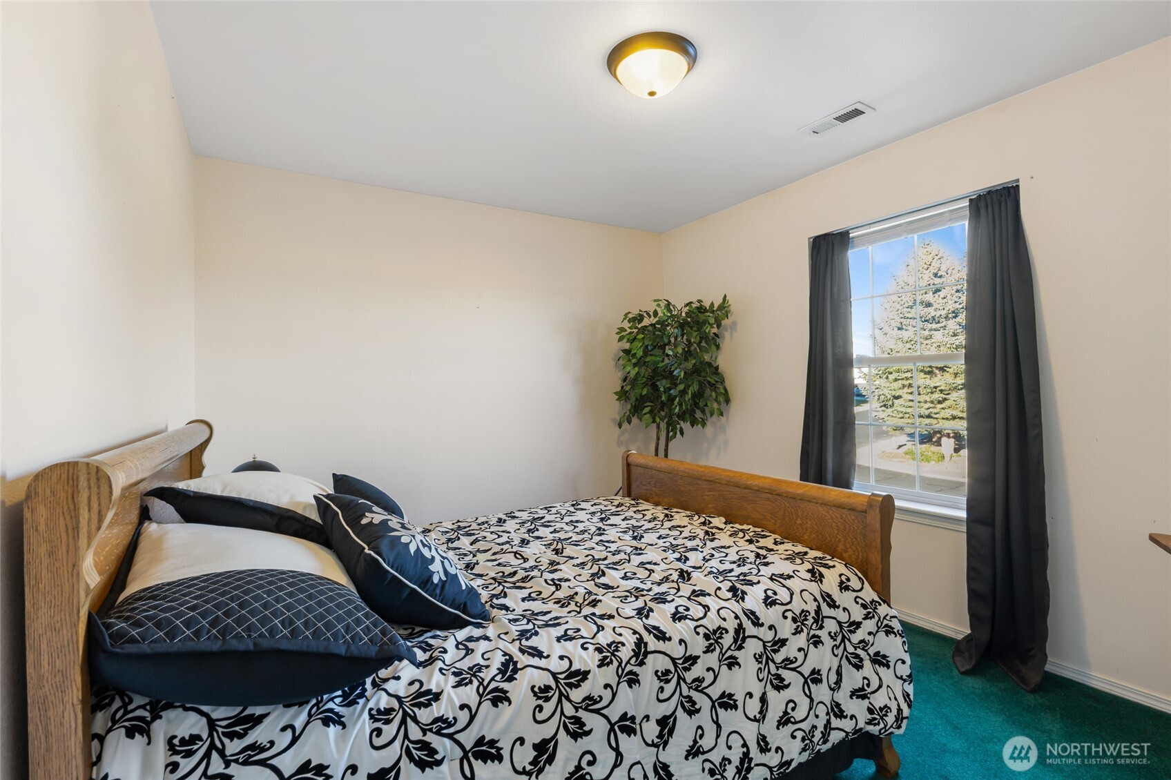 1716 S Legend Lane Moses Lake WA 98837
