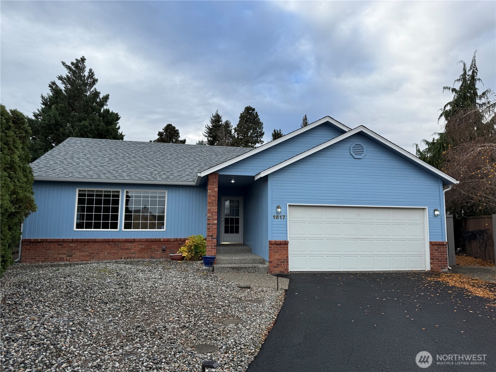 1617 Woodland Drive Wenatchee WA 98801