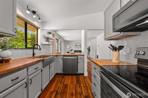 16020 SE 322nd Street Auburn WA 98092