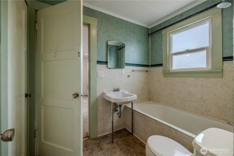 915 Orondo Avenue Wenatchee WA 98801