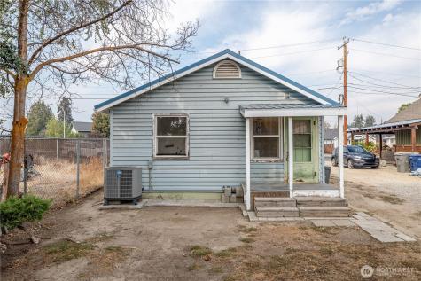 915 Orondo Avenue Wenatchee WA 98801