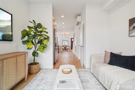 917 NW 52nd Street Seattle WA 98107