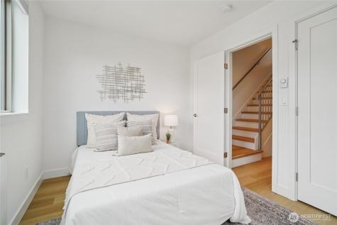 917 NW 52nd Street Seattle WA 98107