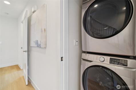 917 NW 52nd Street Seattle WA 98107