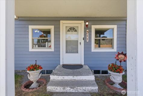 311 Federal Avenue Grand Coulee WA 99133