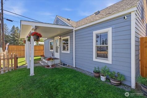 311 Federal Avenue Grand Coulee WA 99133