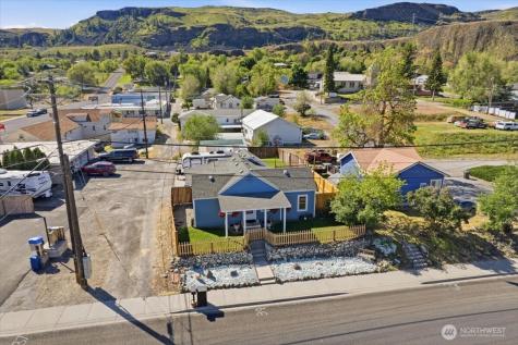 311 Federal Avenue Grand Coulee WA 99133