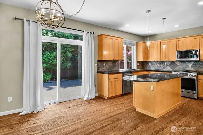 23914 231st Place SE Maple Valley WA 98038