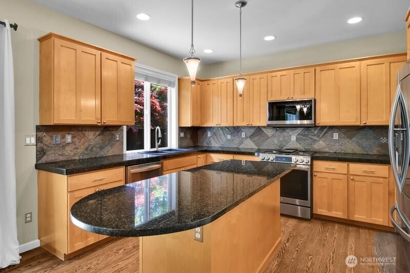 23914 231st Place SE Maple Valley WA 98038