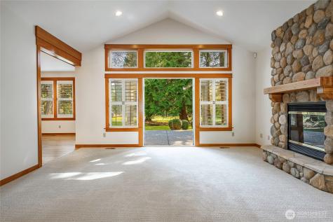 8606 Great Horned Owl Lane Blaine WA 98230