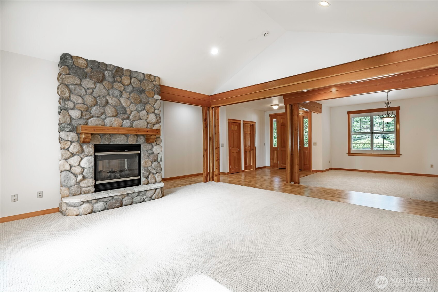 8606 Great Horned Owl Lane Blaine WA 98230