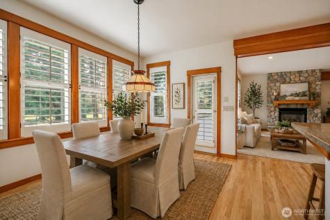 8606 Great Horned Owl Lane Blaine WA 98230