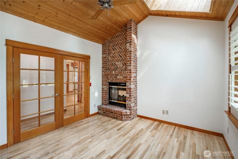 8606 Great Horned Owl Lane Blaine WA 98230
