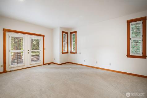 8606 Great Horned Owl Lane Blaine WA 98230