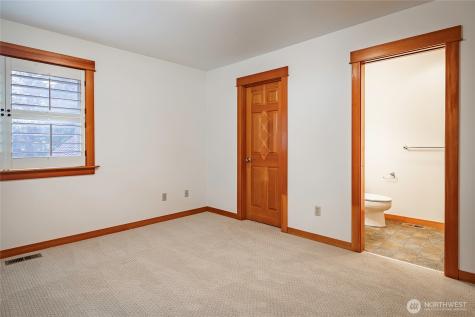8606 Great Horned Owl Lane Blaine WA 98230