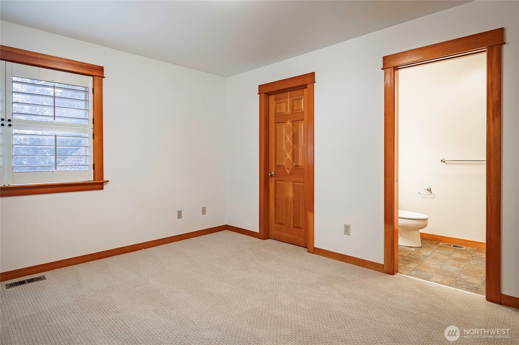 8606 Great Horned Owl Lane Blaine WA 98230