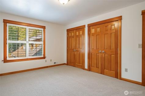 8606 Great Horned Owl Lane Blaine WA 98230