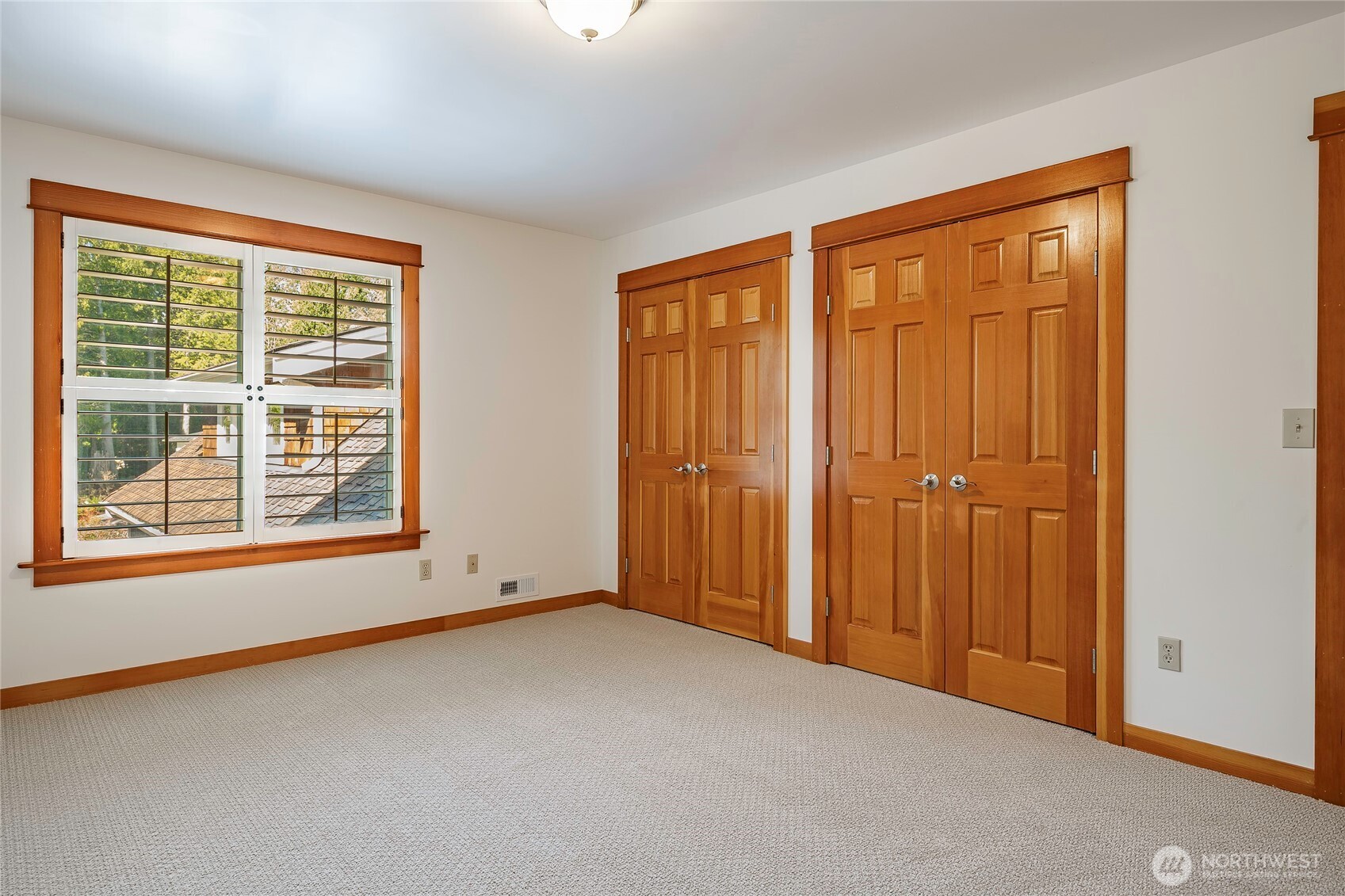 8606 Great Horned Owl Lane Blaine WA 98230