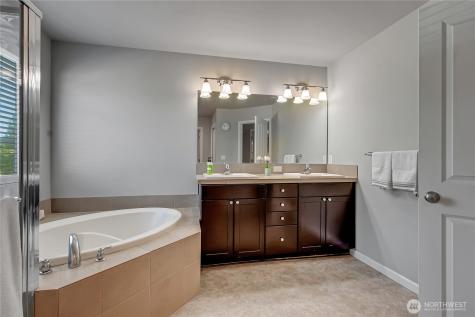 17130 83rd Avenue Ct E Puyallup WA 98375