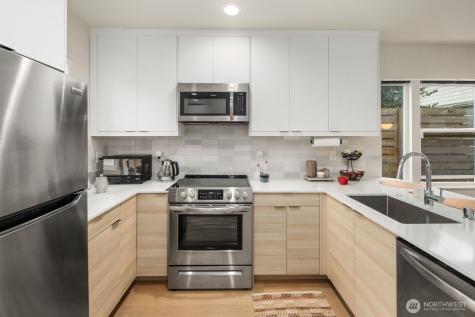 2211 17th Avenue S Seattle WA 98144