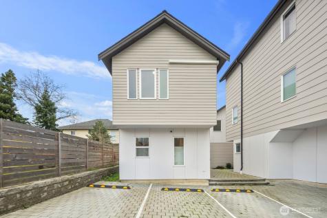 2211 17th Avenue S Seattle WA 98144