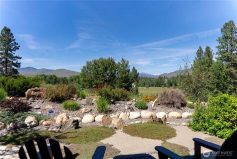 130 Sundown Road Winthrop WA 98862