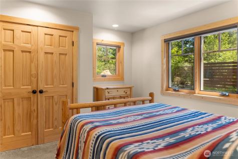 130 Sundown Road Winthrop WA 98862